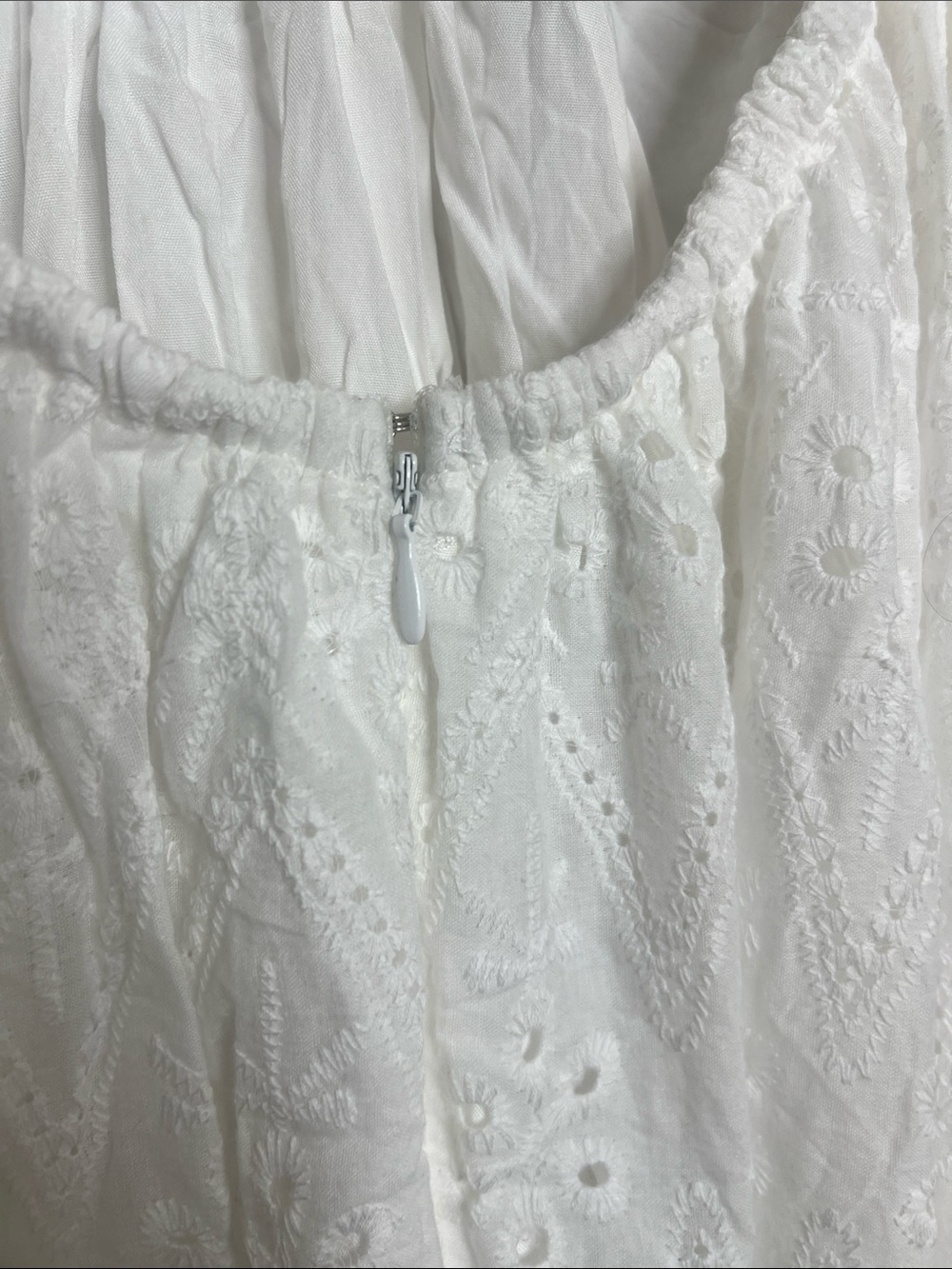 NEW Petal & Pup Merletto White Eyelet Cutout Maxi Dress Size L NWOT - Picture 5 of 6